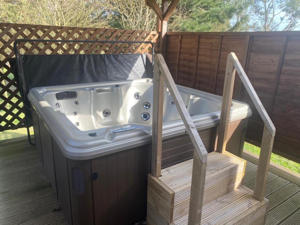 Makins Lodges Nuneaton Buitenkant foto